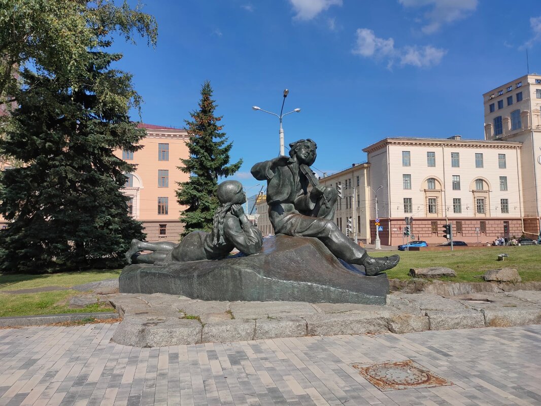 Минск. Площадь Якуба Коласа - Ирэн 