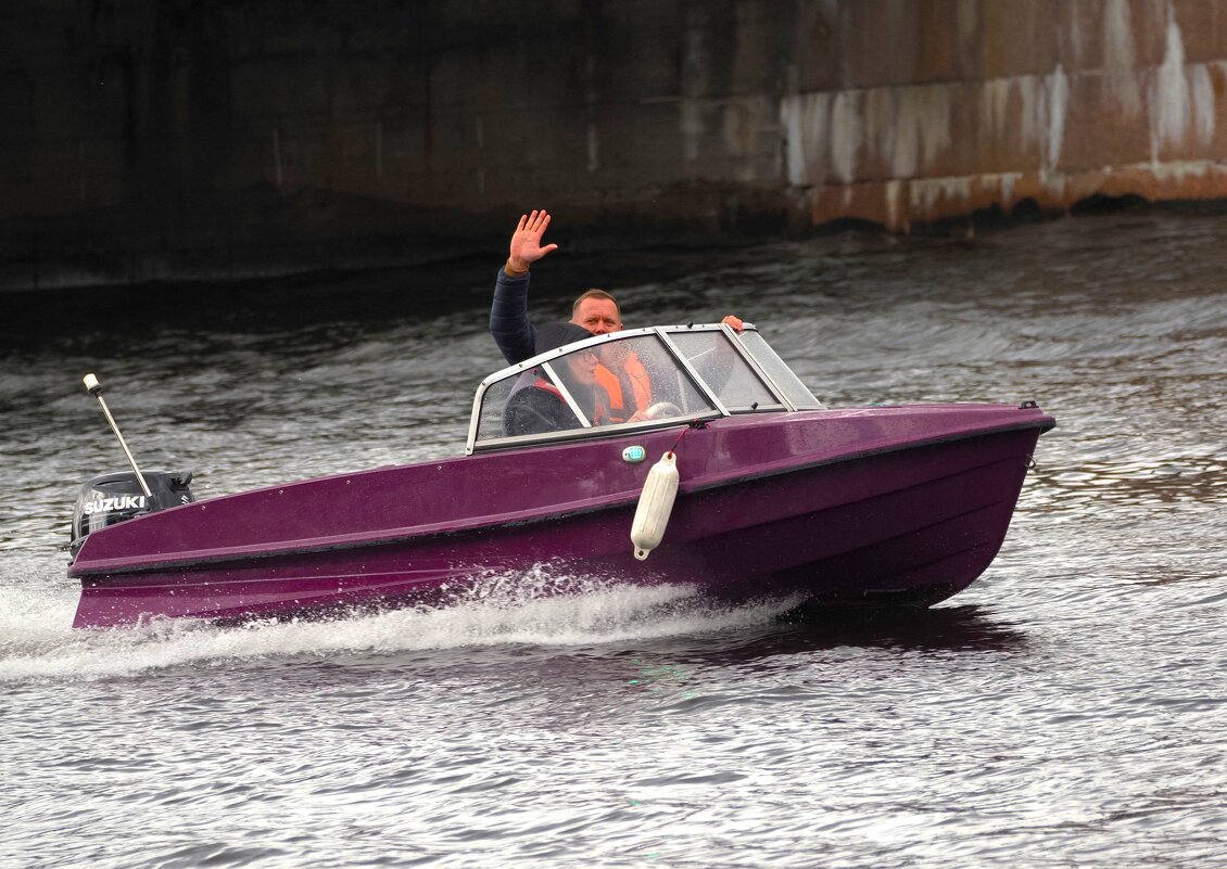 Привет с Малой Невки - Магомед .