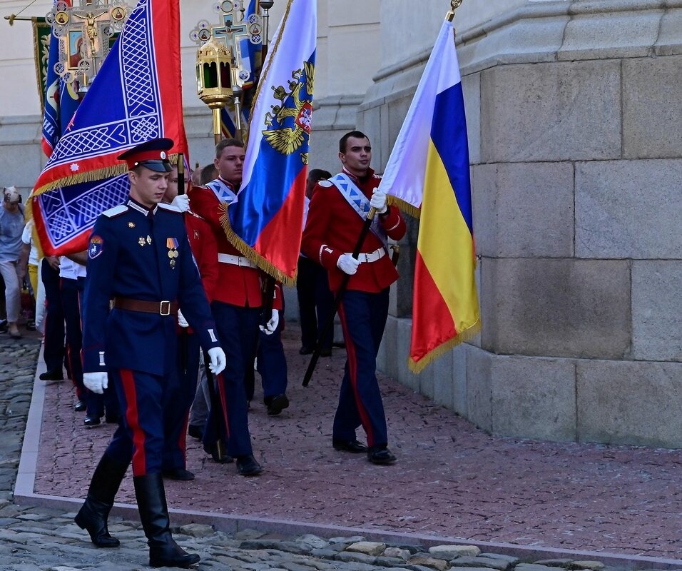 крестный ход - B razk