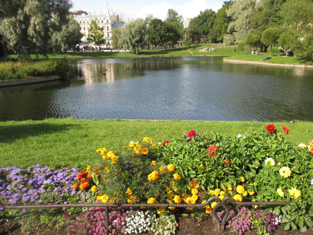 Пруд Юсуповского сада. - Маера Урусова