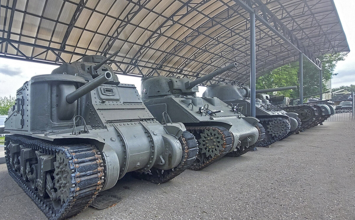 М4А4 "Sherman" средний танк. Танкисты оценили качественную оптику - ИРЭН@ .