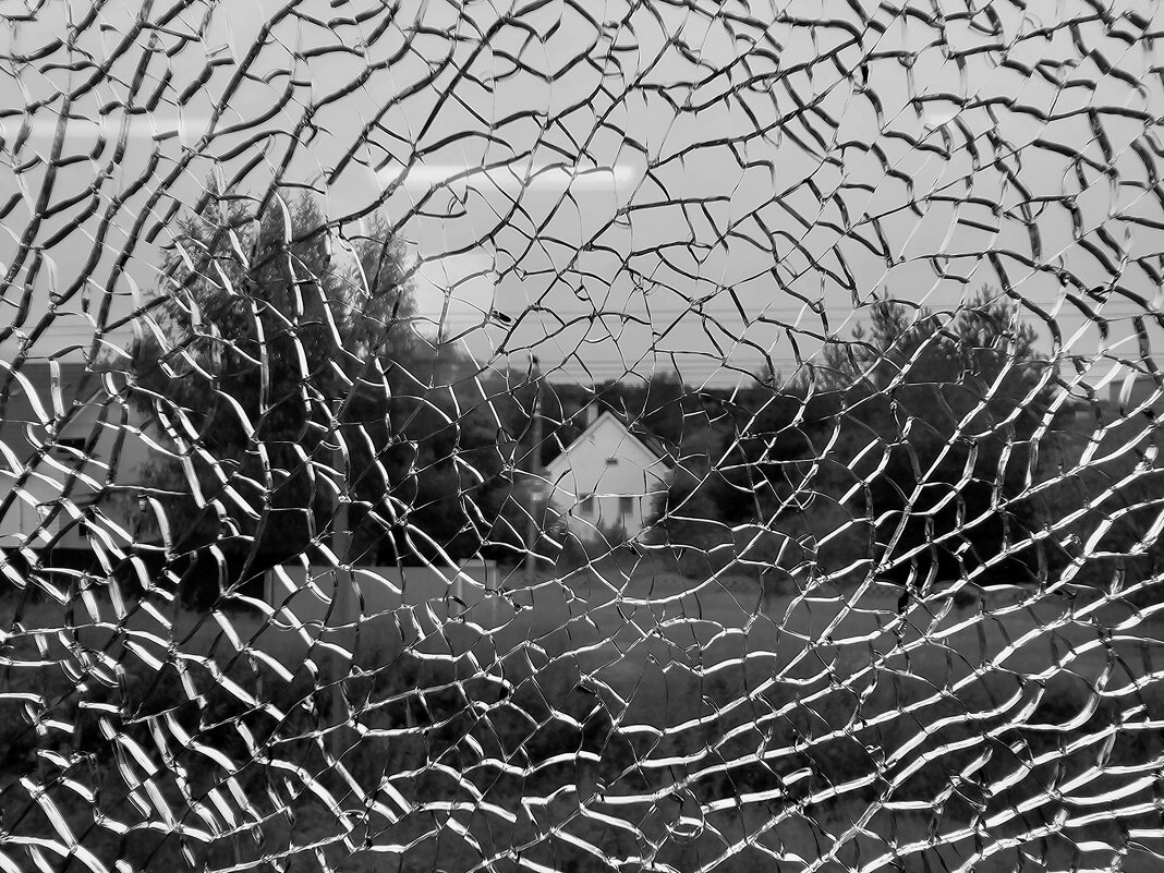 Разбитое стекло - Мария Яковлева