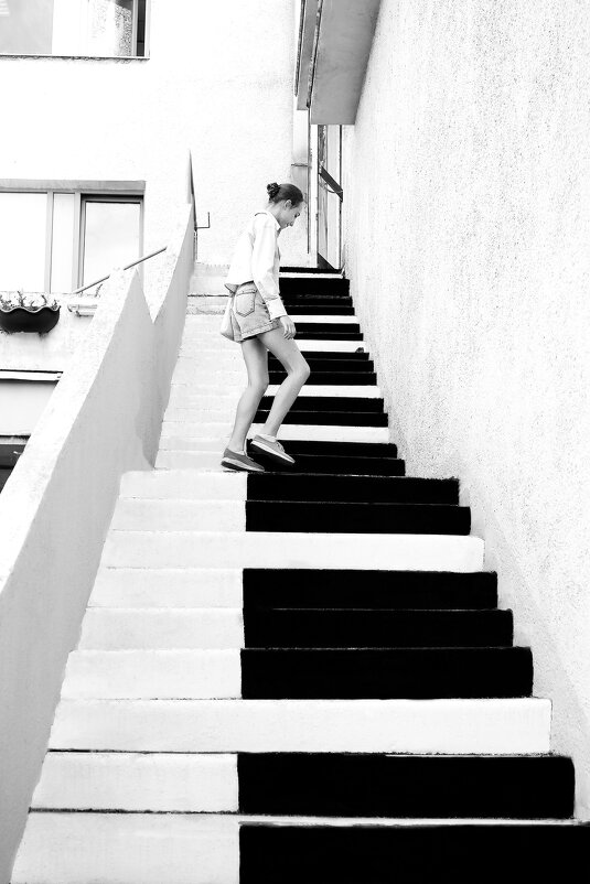 Пробежаться по клавишам... - Влад Никишин