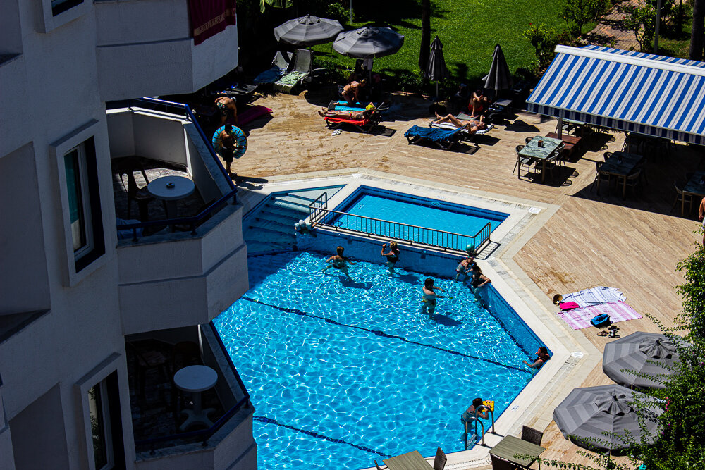 Бассейн соседнего отеля - Светлана SvetNika17