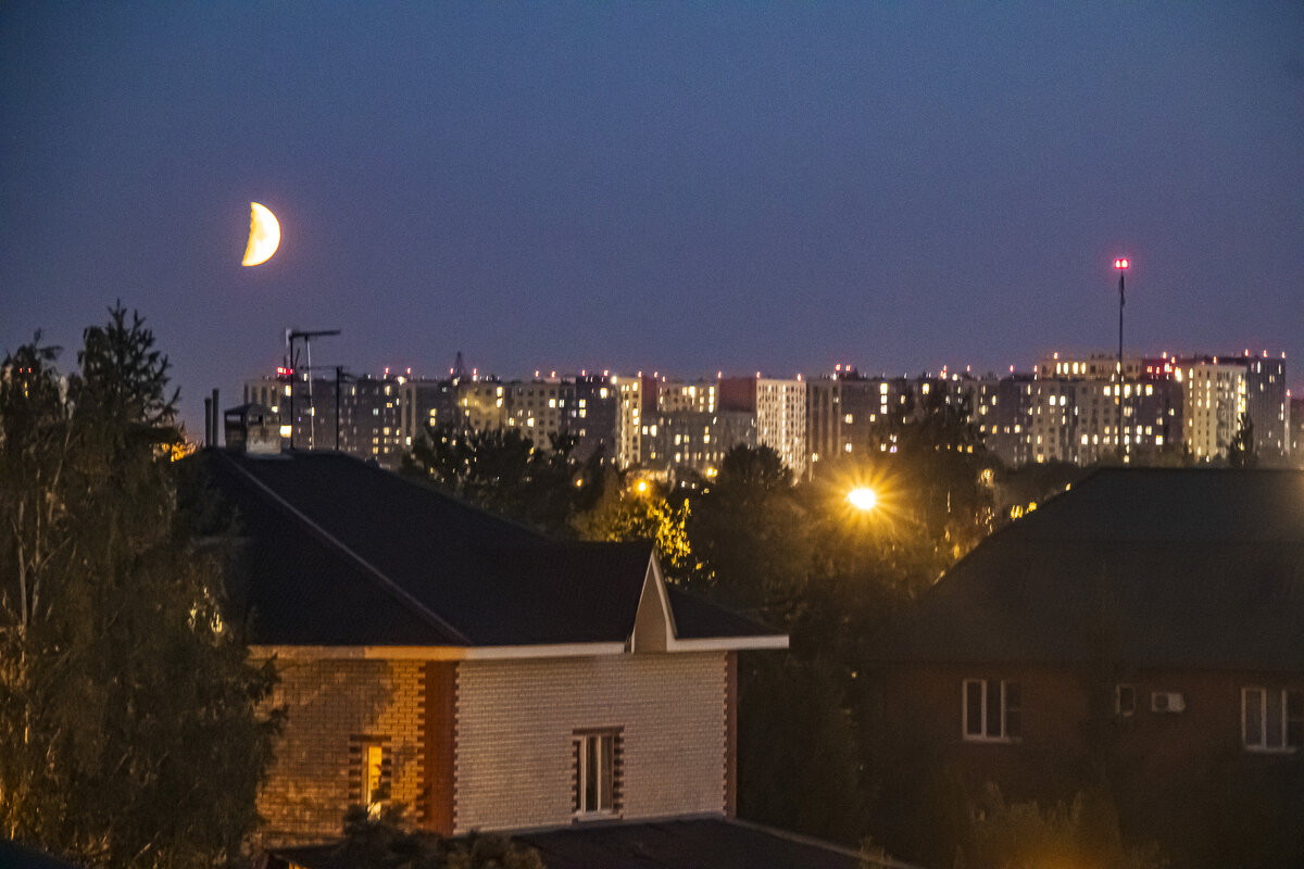 Светит месяц. - Петр Беляков