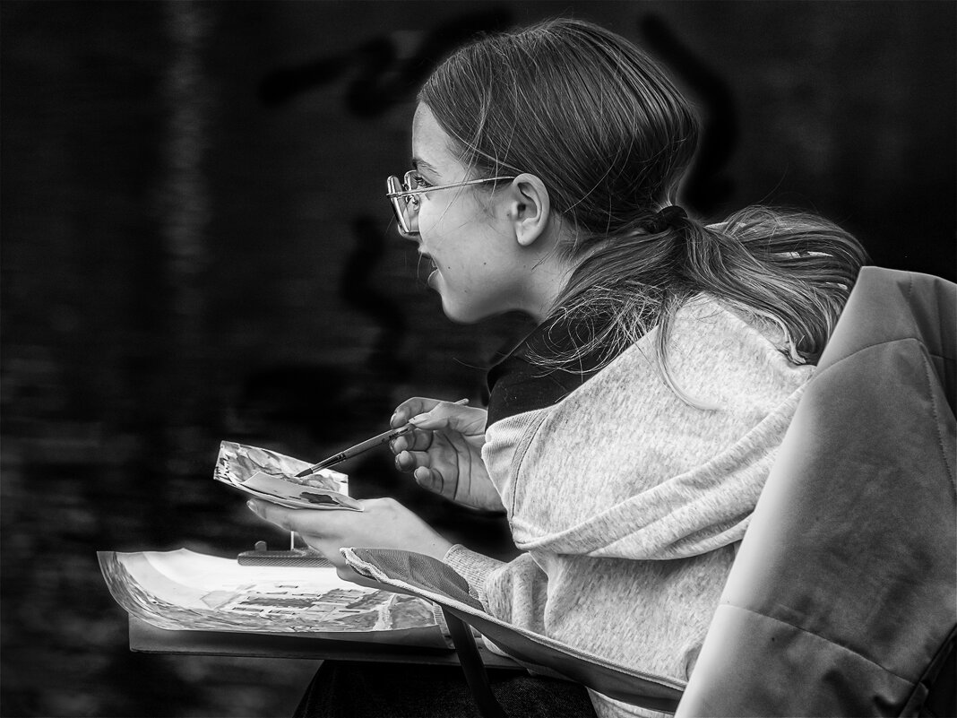 Юная художница. - Александр 