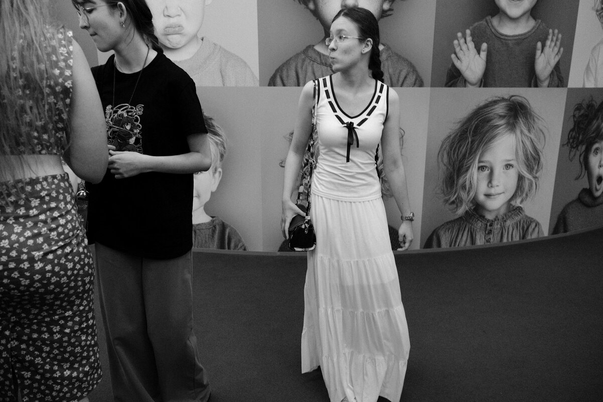 На выставке - Сергей Золотавин