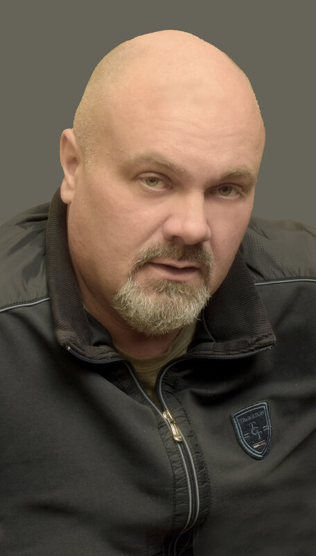 ----- - Анатолий Уткин