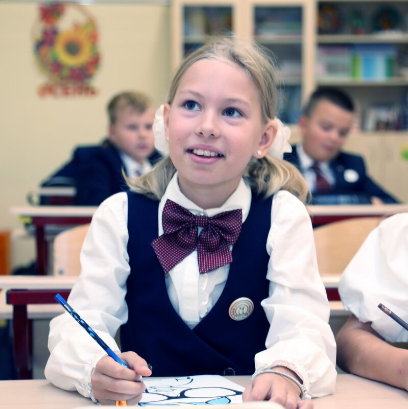 1 сентября в 3 классе гимназии в Долгопрудном - Михаил Бибичков