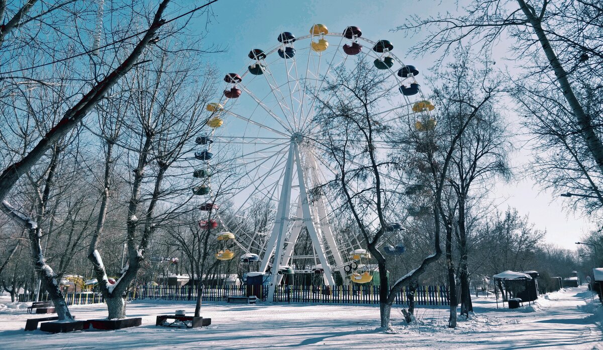 Кружится колесо истории - Андрей Хлопонин