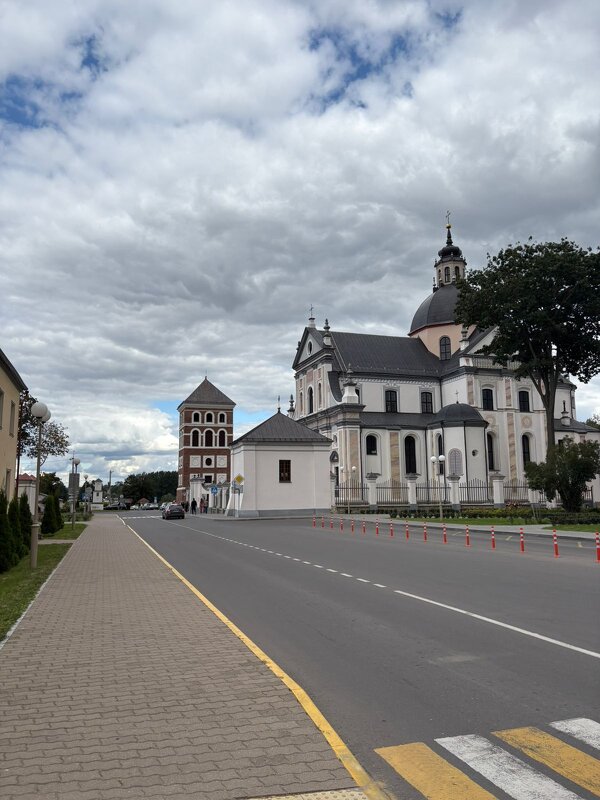 Фарный костёл - Ирэн 