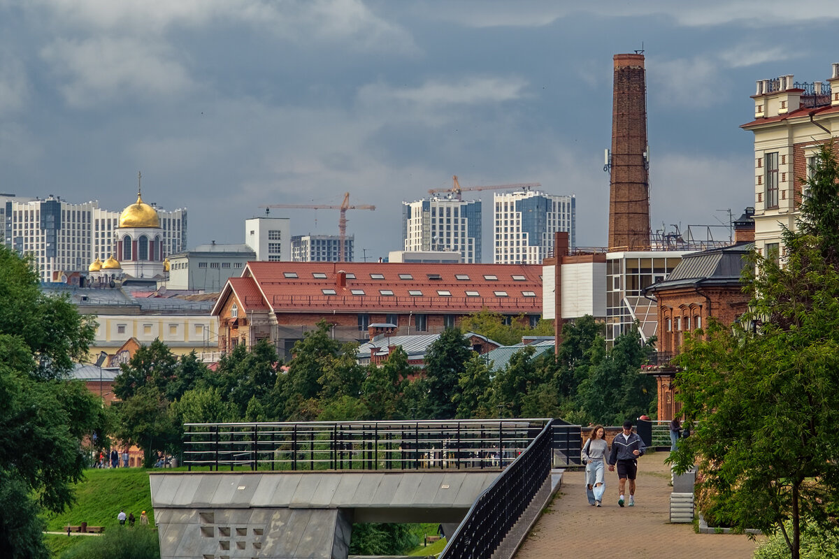 Набережная реки Исеть, Екатеринбург - Сергей Шатохин Набережная реки Исеть, Екатеринбург - Сергей Шатохин