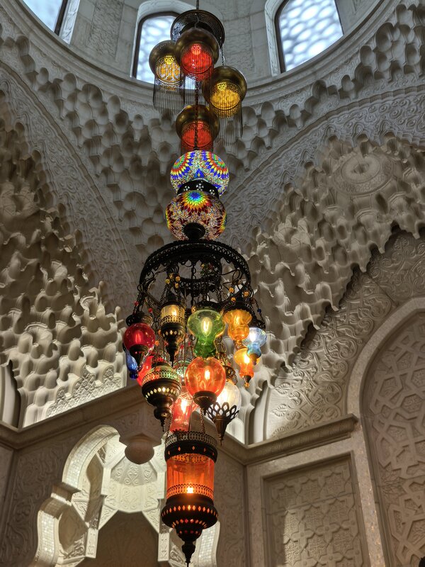 Люстра - Татьяна Михайлова