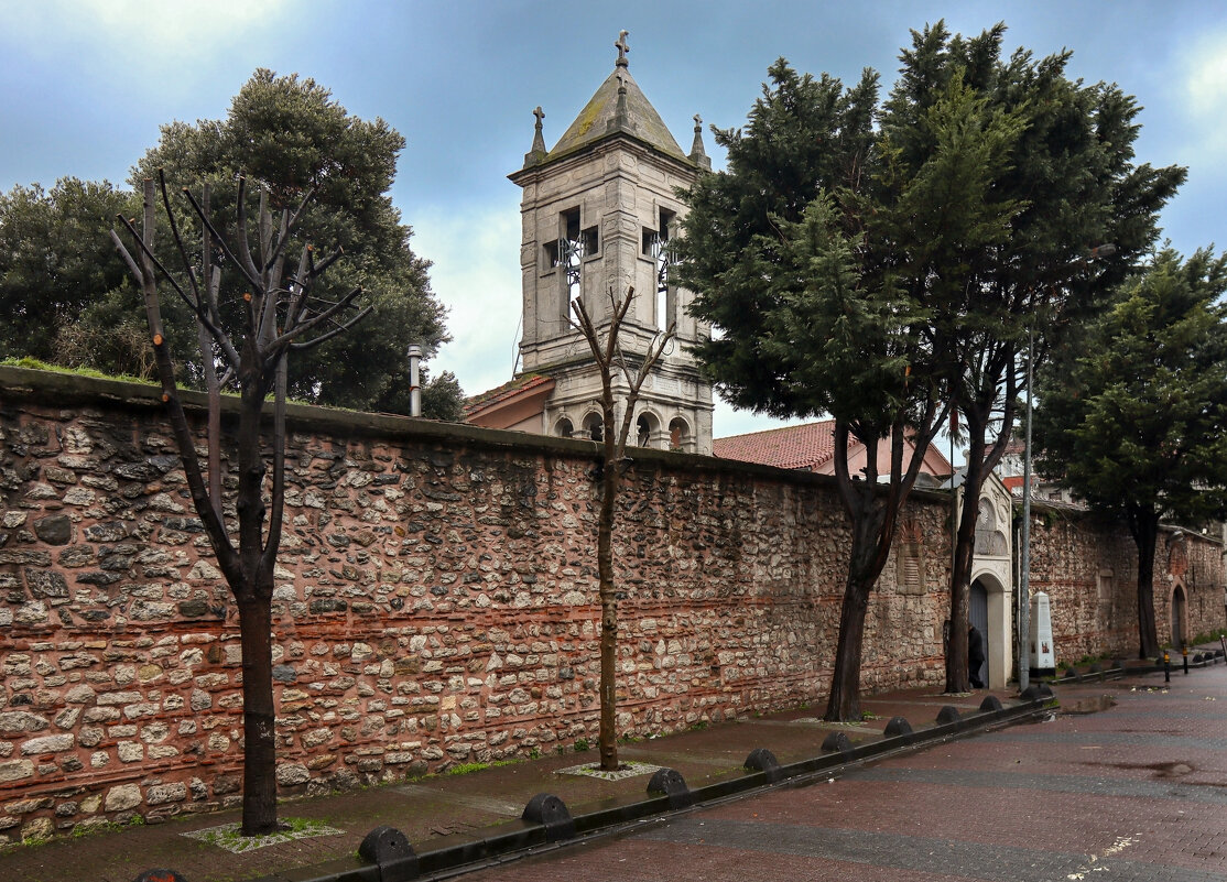 Армянская церковь в Стамбуле - skijumper Иванов