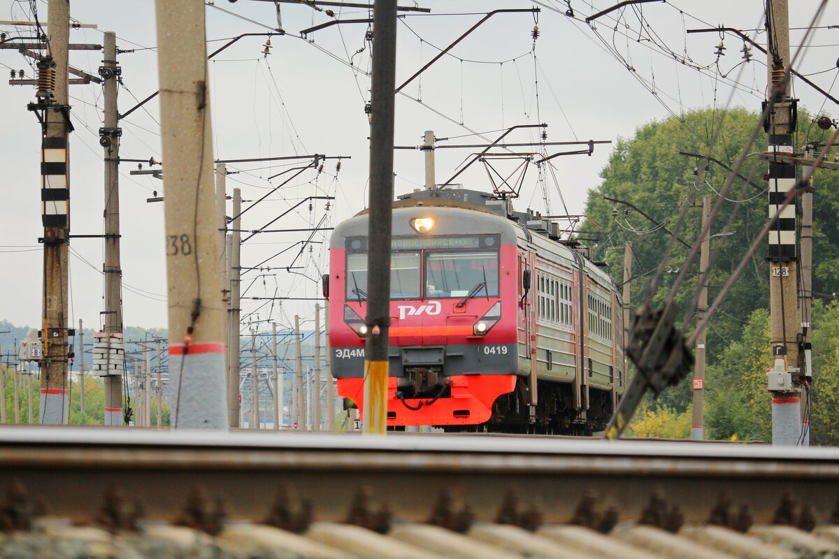 Прибытие электропоезда - Андрей Катков