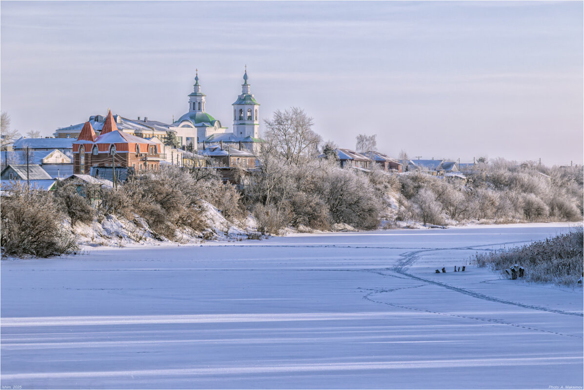 Вид на храм в честь Богоявления Господня. - Александр Максимов