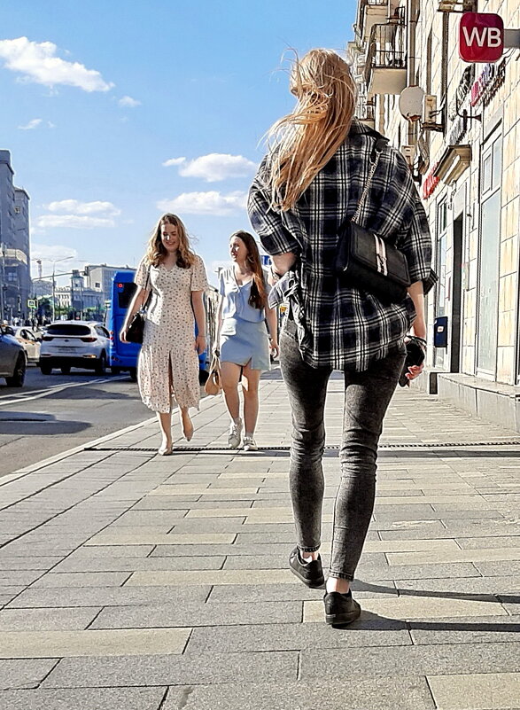 *** - Владимир Захаров