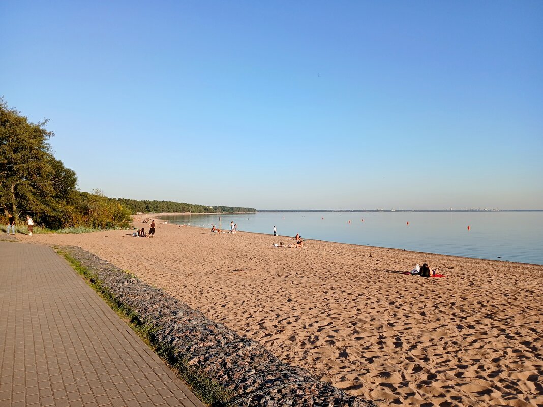 Пляжный сезон снова открыт. - Лия ☼