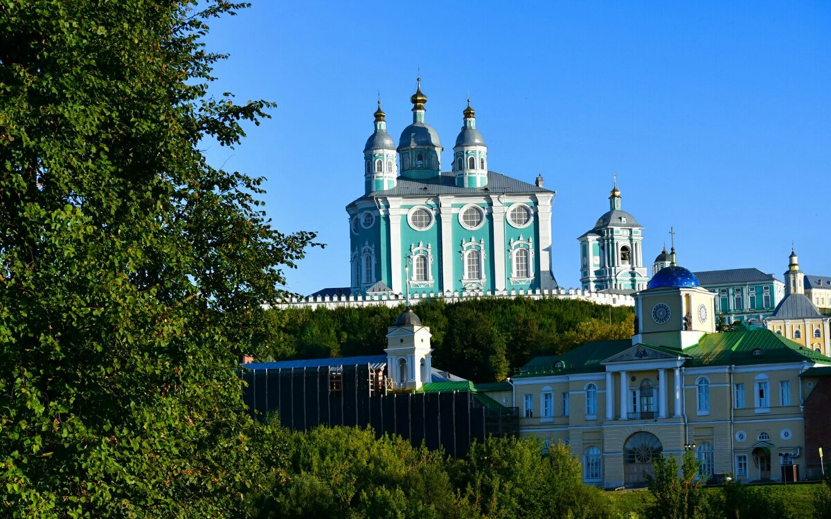 О Смоленске. - Милешкин Владимир Алексеевич 