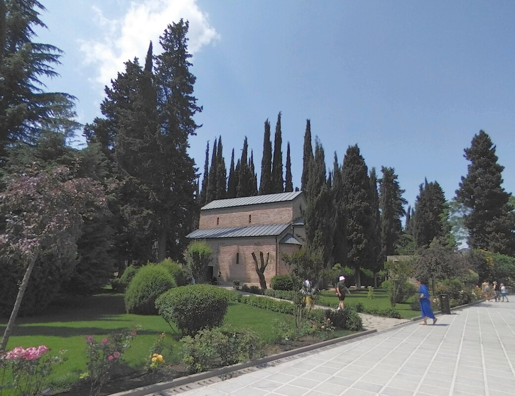 Грузия.  Бодбийский монастырь. - Ольга Довженко