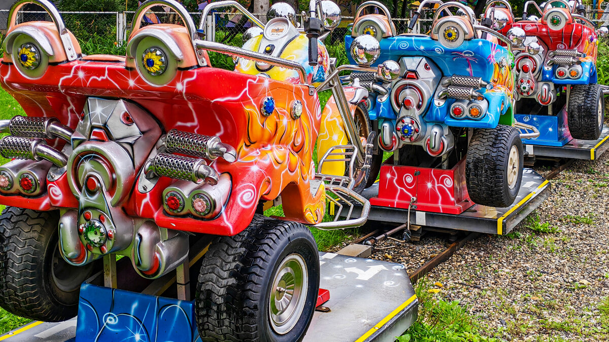 Аттракцион - Dmitry i Mary S Аттракцион - Dmitry i Mary S