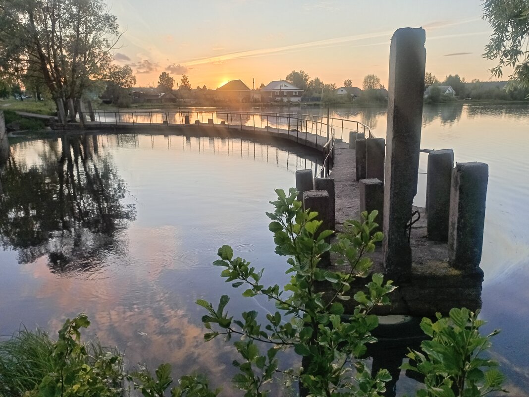 На плотине. - Михаил Колосов 