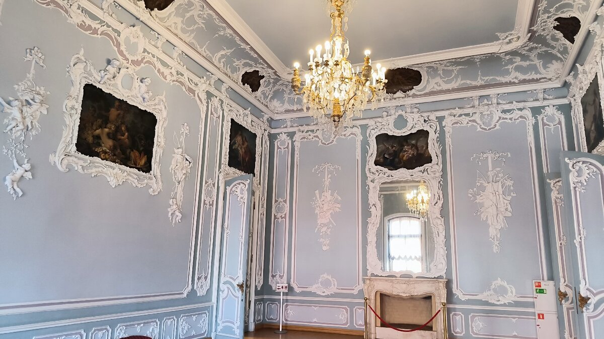 Во дворце Белосельских+Белозерских. - Ольга 