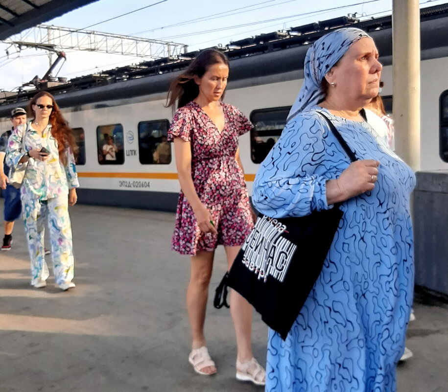 *** - Владимир Захаров