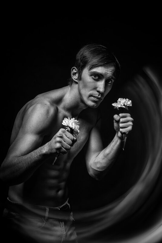 Сила и мягкость - Юрий Захаров