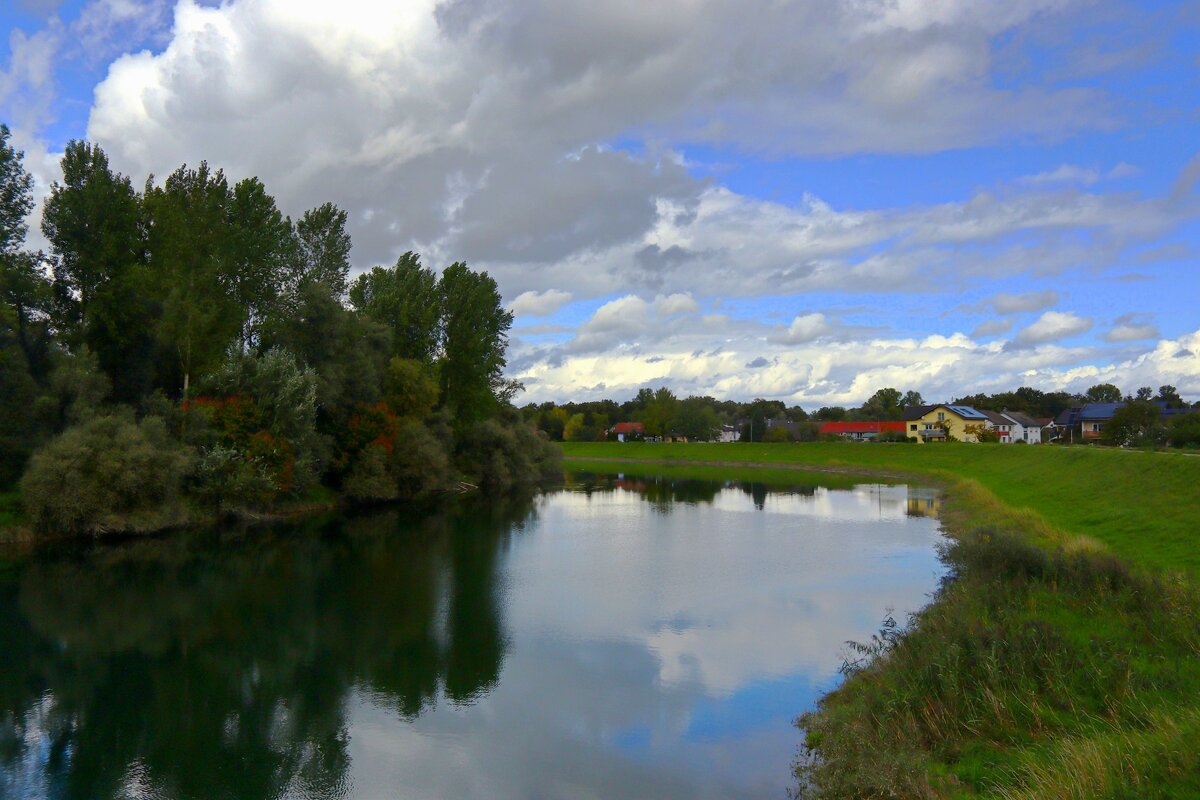 Сентябрь - Юрий. Шмаков Сентябрь - Юрий. Шмаков