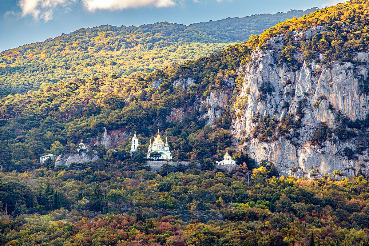 Храм в лесной глуши - Юрий Яловенко