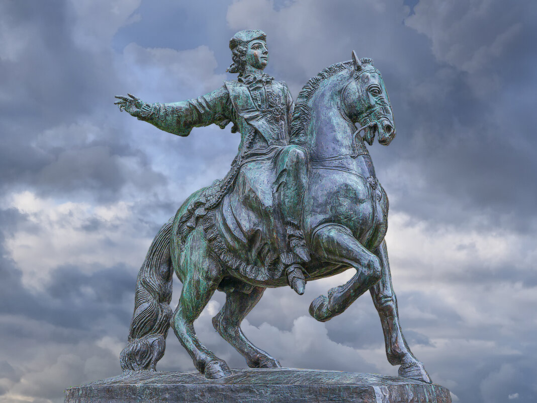 Памятник императрице Елизавете Петровне в Балтийске - Aleksey Afonin