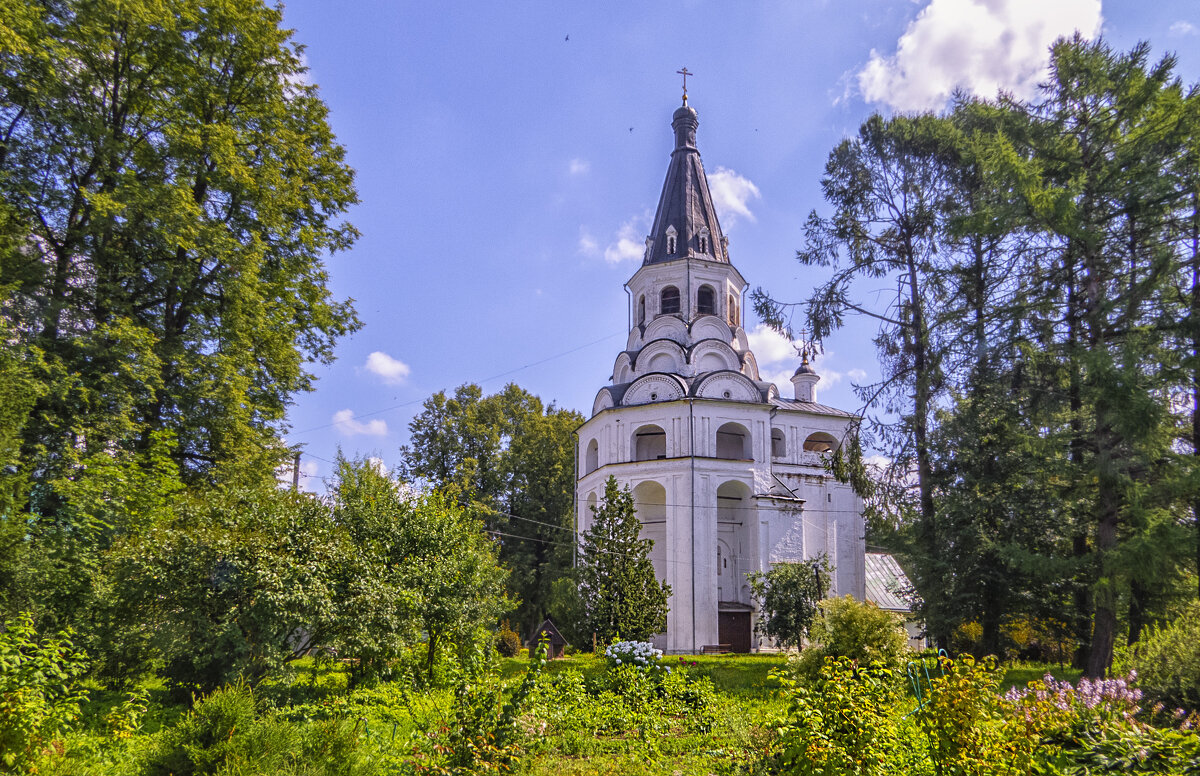 Распятская церковь-колокольня - Сергей Цветков