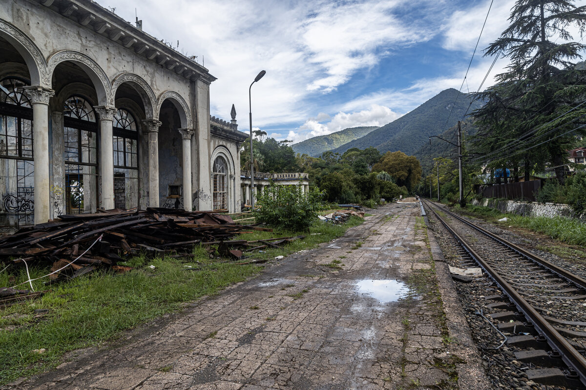 А когда то здесь кипела жизнь - Сергей 