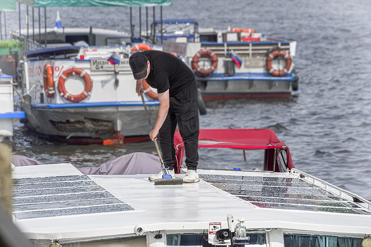 Палубу скатить и пролопатить. - Александр 