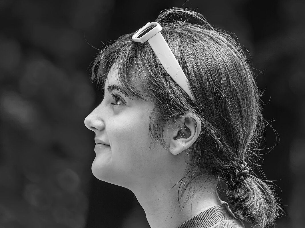 Девушка. - Александр 