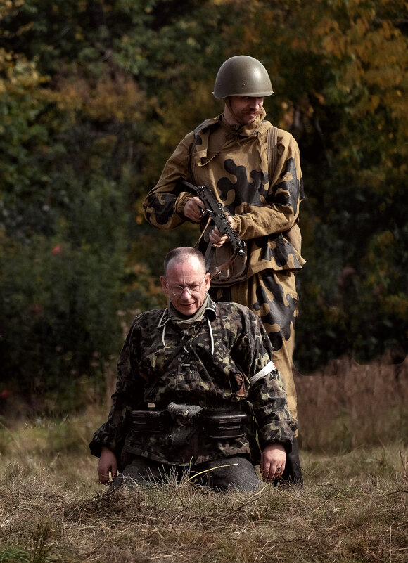 УРАЛЬСКИЕ ГЕРОИ( ФРАГМЕНТ) - Александр 