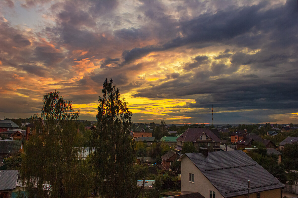 Осенний небосвод. - Петр Беляков Осенний небосвод. - Петр Беляков