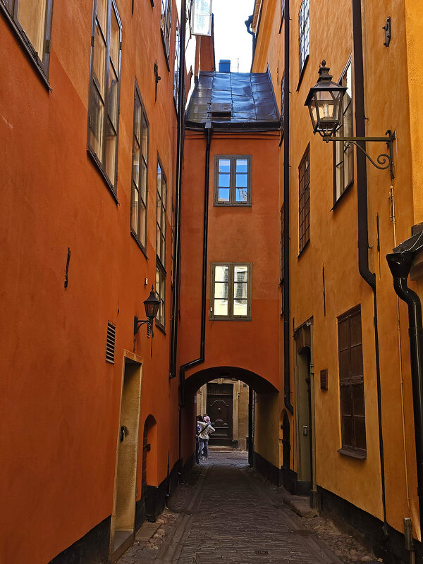 Узкие улочки старого Стогольма - Nina Streapan