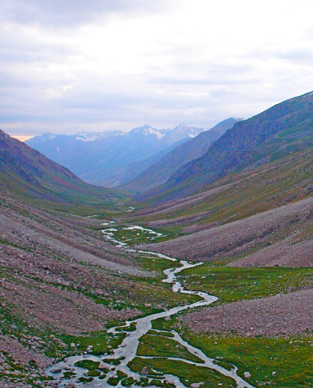 ПРИТОК ОЙГАИНГА. h- 2700м. - Виктор Осипчук