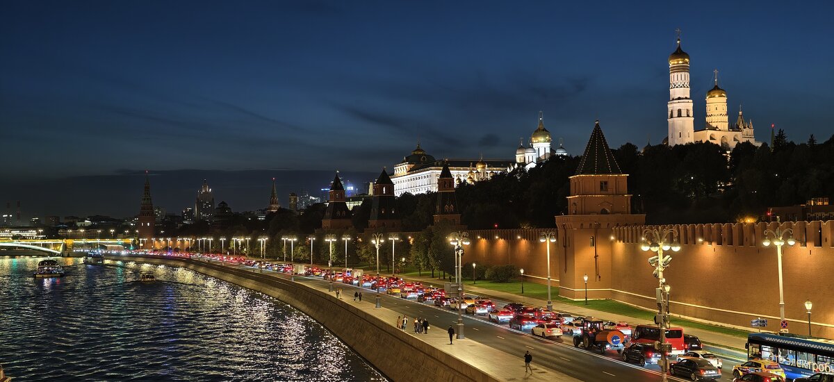 Московский Кремль - <<< Наташа >>>