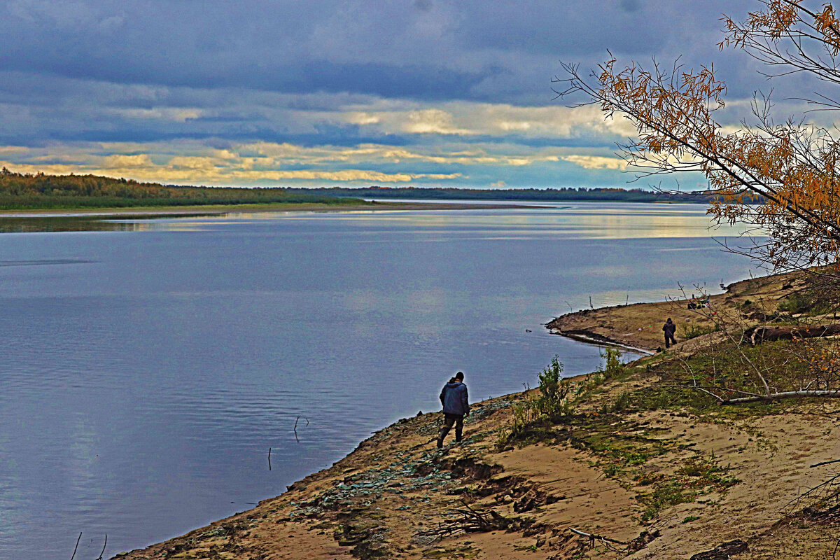 Осенью на реке Обь.Рыбаки! - Владимир 