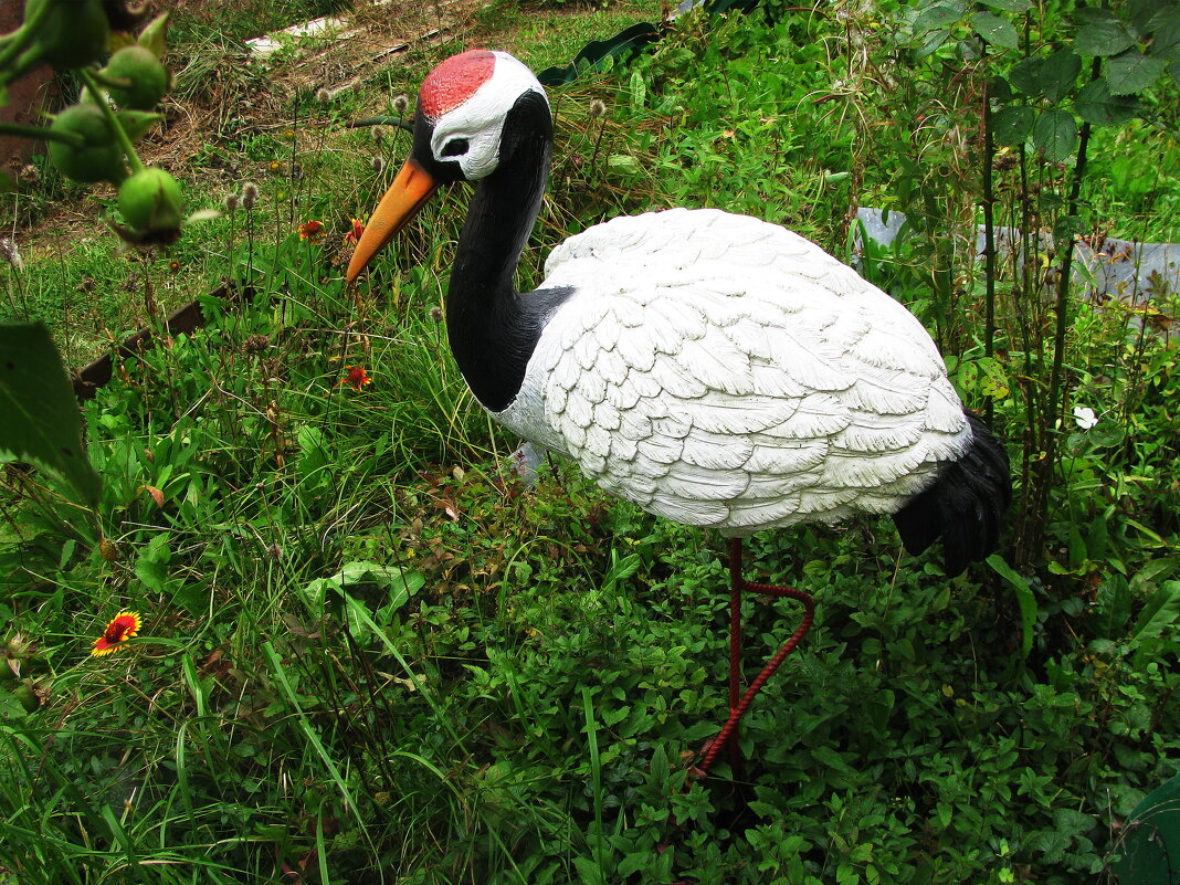 В саду - Людмила Смородинская