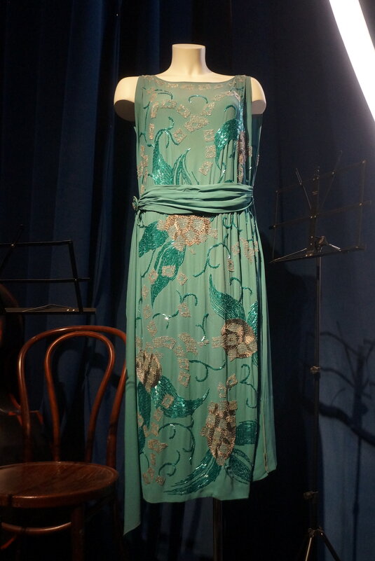 Выставка «Упакованные грёзы. Мода ар-деко» - zavitok *