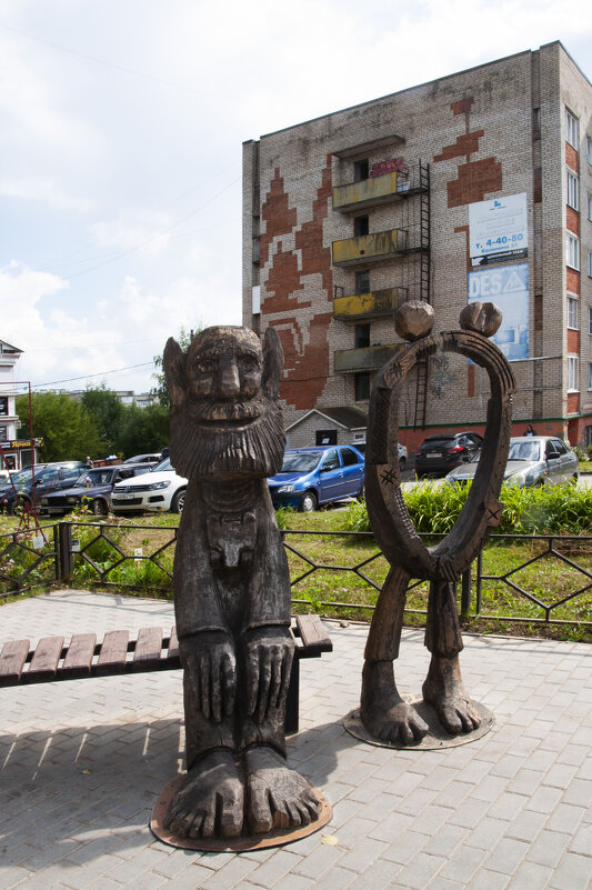 Памятник букве ȍ - одной из основных букв коми-пермяцкого алфавита - Gen 