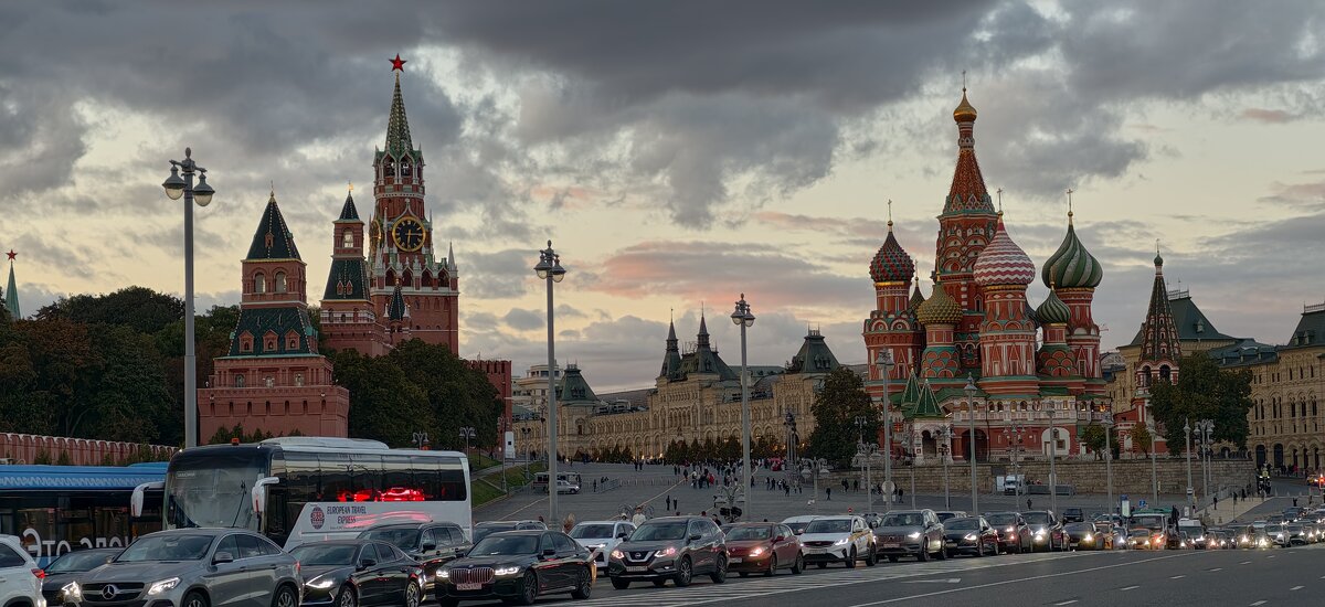 Закатная Москва - <<< Наташа >>>