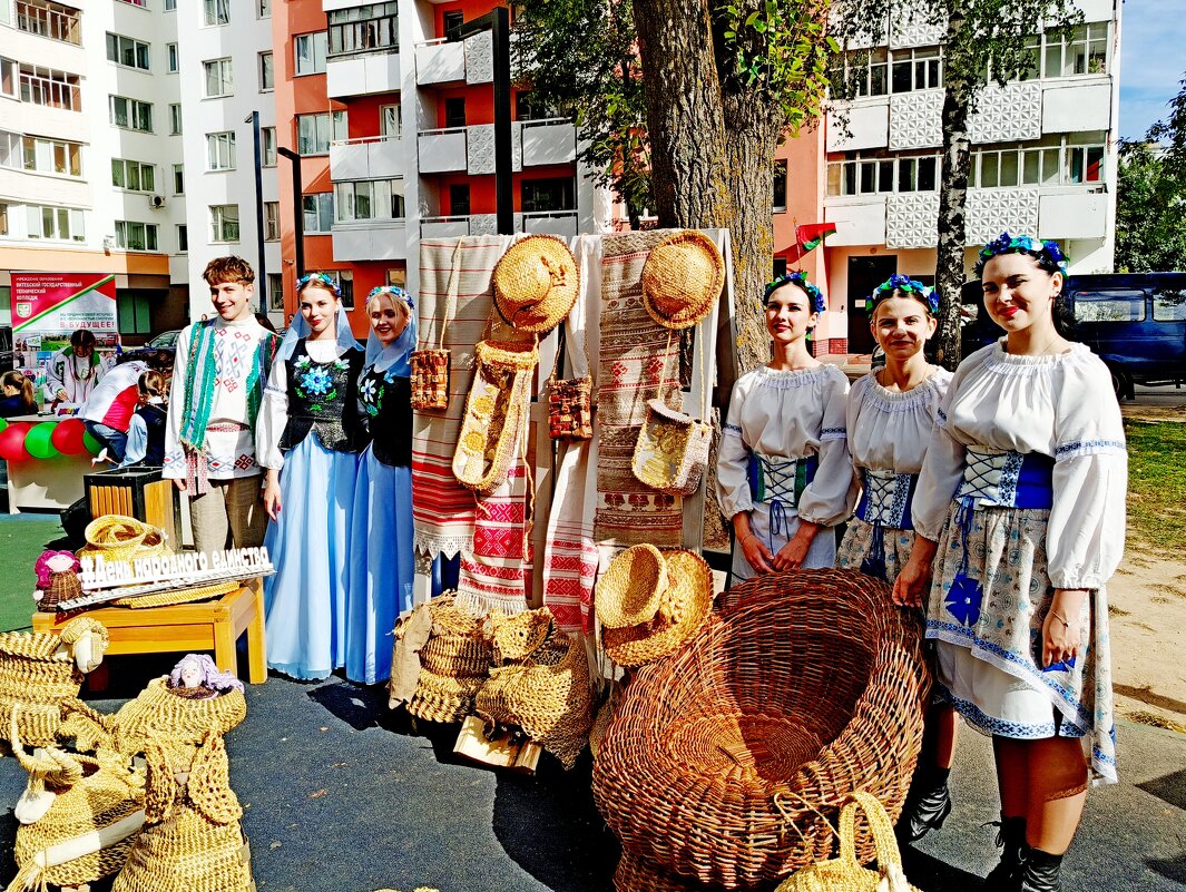 Привет из еще теплого сентября.. - Vladimir Semenchukov