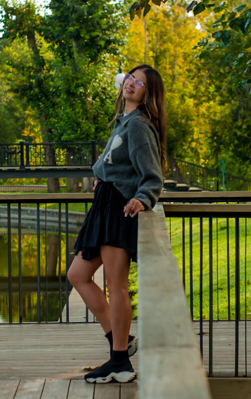 красивая девушка - григорий 