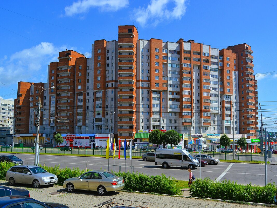 Чебоксары. Дом по пр. Тракторостроителей 22. - Пётр Чернега Чебоксары. Дом по пр. Тракторостроителей 22. - Пётр Чернега