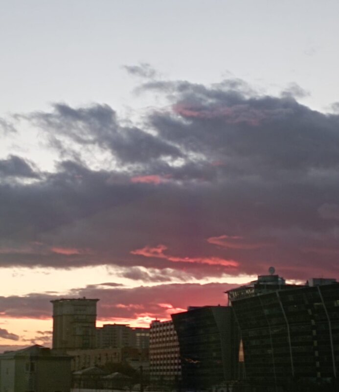 Закат над городом - Елена Семигина